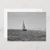 Koel moderne foto van zeilboot in de zomer briefkaart (Voorkant / Achterkant)