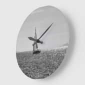 Koel moderne foto van zeilboot in de zomer grote klok (Hoek)