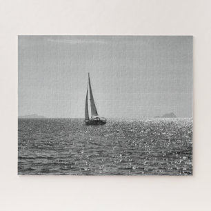 Koel moderne foto van zeilboot in de zomer legpuzzel