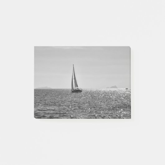 Koel moderne foto van zeilboot in de zomer post-it® notes (Voorkant)