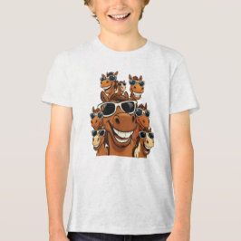 Koel paard met tinten T-shirt