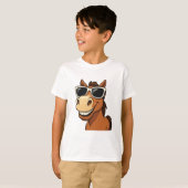 Koel paard met tinten t-shirt (Voorkant volledig)