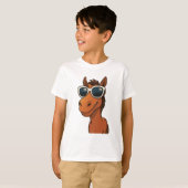 Koel paard met tinten t-shirt (Voorkant volledig)