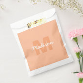 Koel pastelkleurig perzik kleur met aangepaste mon bedankzakje (Gezegeld)