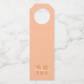 Koel pastelkleurig perzik kleur met aangepaste mon flessenhanger (Voorkant)
