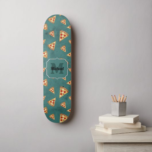 Koel pizza snijdt  blauwgroen patroon Monogram Persoonlijk Skateboard (Muurkunst)