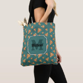 Koel pizza snijdt  blauwgroen patroon Monogram Tote Bag (Dichtbij)