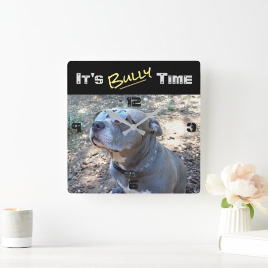 Koel plotselinge wandklok in Kol. (Huis)