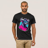 Koel Stier Cartoon Kunst T-shirt (Voorkant volledig)