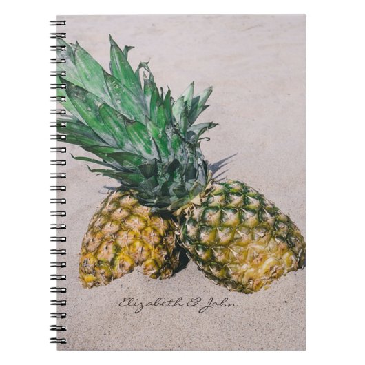 Koel Trendy Tropisch strand, ananas-gepersonalisee Notitieboek (Voorkant)