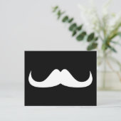 Koel Witte Handlebar snor op Zwart Briefkaart (Staand voorkant)