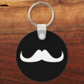 Koel witte handlebar snor op zwart sleutelhanger (Achterkant)