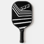 Koel zwart, witte lijnen, aangepast monogram pickleball paddle (Achterkant)