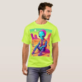Koele Alien Woestijn Chillen T-shirt (Voorkant volledig)