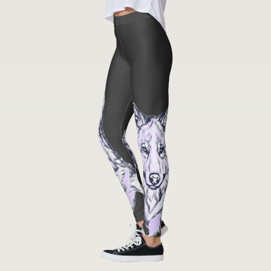 Koele Amethist Witte Wolf Leggings (Links)
