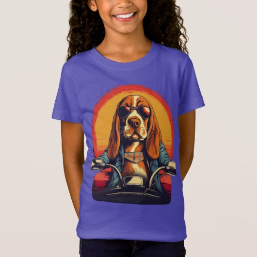 Koele basset hound biker in de zonsondergang t-shirt (Voorkant)