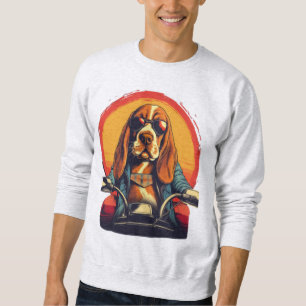 Koele basset hound biker in de zonsondergang trui