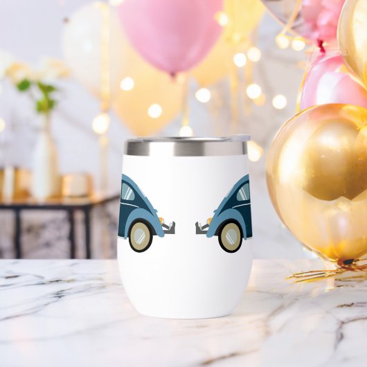 Koele blauwe retro auto met scuffs (Vrijgezellenfeest)