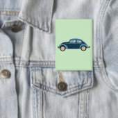 Koele blauwe retro auto met scuffs button (Insitu)