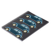Koele blauwe retro auto met scuffs notitieboek (Linkerzijde)