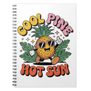 Koele dennen hete zon Retro ananas zomer vibes Notitieboek