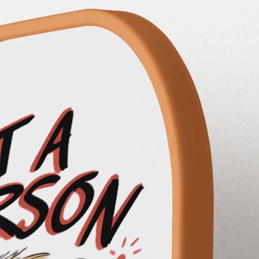 Koele hond met zonnebril nippen drink pickleball paddle (Links Detail)