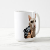 Koele kat met pistool grappige meme koffiemok (Voorkant rechts)