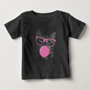 Koele kat met roze bril en bubbelkauwgom