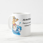 Koele kat surfer op maat koffiemok (Voorkant links)
