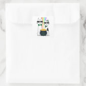Koele katten met pot goud vierkante sticker (Tas)