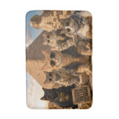 Koele katten voor piramide badmat! badmat (Voorkant Verticaal)