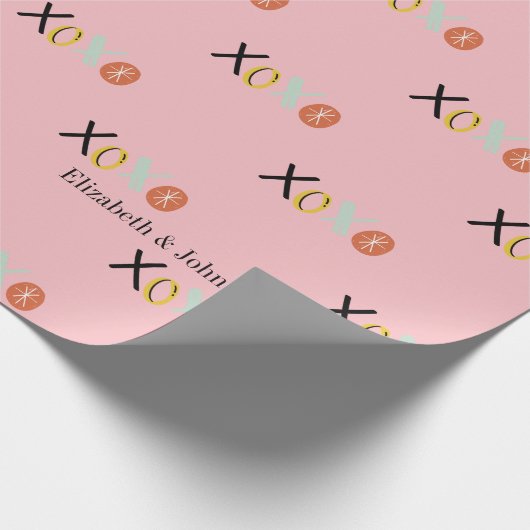 Koele kleurrijke "XOXO" harten Valentijnsdag Cadeaupapier (Hoek)