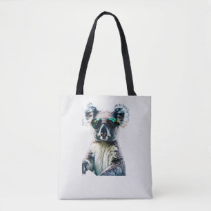 Koele Koala in een Jeep met Ray-Ban stijl zonnebri Tote Bag