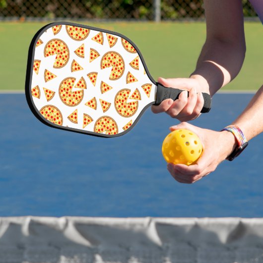 Koele leuke pizza en plakjes patroon op wit pickleball paddle (Insitu)