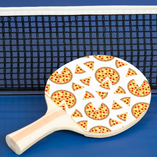 Koele leuke pizza en plakjes patroon op wit tafeltennisbatje (Insitu)