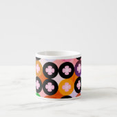 Koele multi gekleurde cirkels & roze klavers espresso kop (Voorkant)