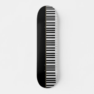 Koele pianotoetsen, zwart persoonlijk skateboard