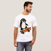 Koele Pinguïn op Skateboard T-shirt (Voorkant volledig)