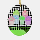 Koelkoepels op een zwarte diamantachtergrond keramisch ornament (Rechts)