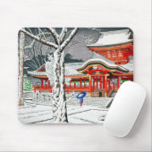 Koelsneeuw in iwashimizu hachiman shrine kyoto muismat (Met muis)