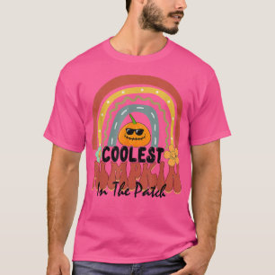 Koelste pompoen in de flacon tussen Retro Groovy T-shirt