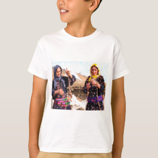 Koerdische vrouwen - Koerdische artikelen voor Koe T-shirt