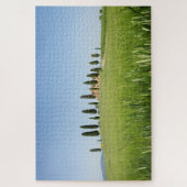 Koeshuis in Toscane met cyperen en tarwe Legpuzzel (Verticaal)