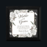 Koester Moeder van de bruidegom Gepersonaliseerd Cadeaudoosje<br><div class="desc">Cherish White Bloemen & Roos Goud geschilderde Rozen en bloemen. Een klassieke en elegante look, en veel grijs, ivoorwit, Roos goud, stoffig roze, dennengroen en grijs bladeren en bladeren. Met handgeschilderde bloemelementen, klassieke scriptlettertypen en elegante Roos gouden glitter Folie geometrische vierkante Lijst op een houtskool donkergrijze kleur bewerkbare achtergrond- Moeder...</div>
