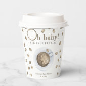 Koffie A baby brouwt Baby shower Papieren Bekers (Achterkant)
