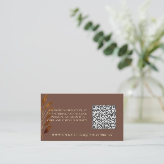 Koffie Bruin Goud Blad Foto Bruiloft RSVP QR Code Informatiekaartje (Staand voorkant)