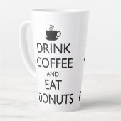 KOFFIE DRINKEN EN DONUTS ETEN LATTE MOK (Linkerhoek)