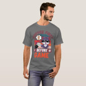 Koffie eerst voor het spel vriend t-shirt (Voorkant volledig)