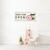 Koffie en Donut rijden door Spandoek (Insitu)