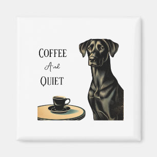 Koffie en een rustig zwart lab magneet